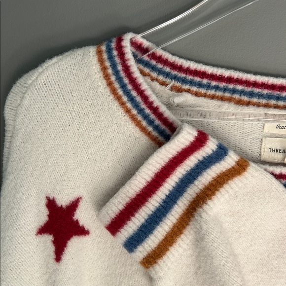 Thread & Supply Women's Star Patterned sweater size L - Picture 4 of 4